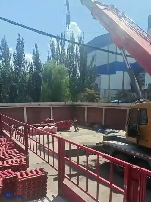 刮板到礦